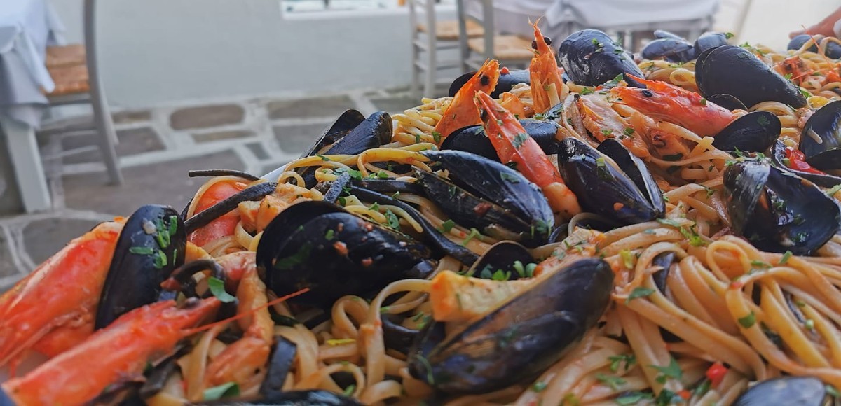Linguine θαλασσινών με θέα θάλασσα (1)
